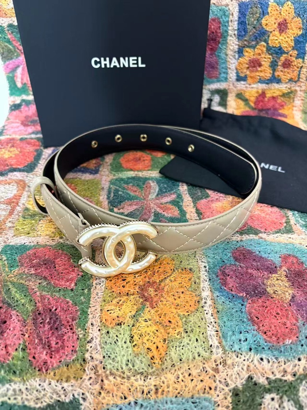 .CHANEL Beige Quilted Leather Belt with Gold CC Logo Buckle